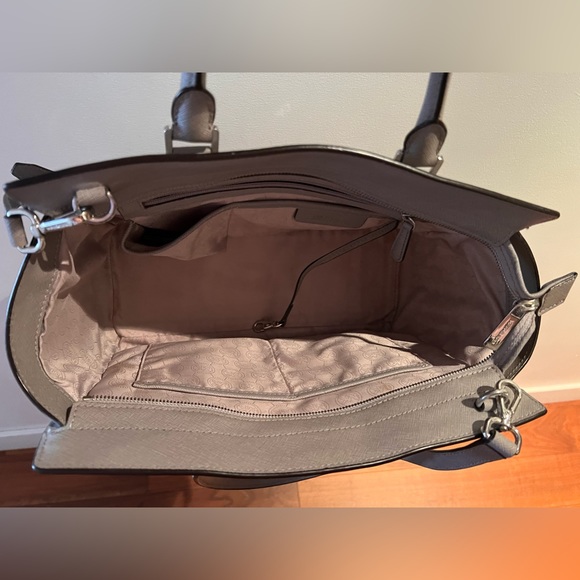 Micheal Kors Satchel | Dove Grey | Good Condition - Picture 6 of 6